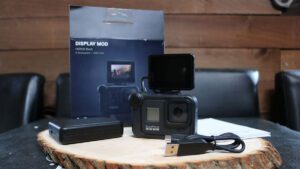 What is in the box of the gopro display mod