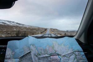 How to make money traveling full-time in 2022